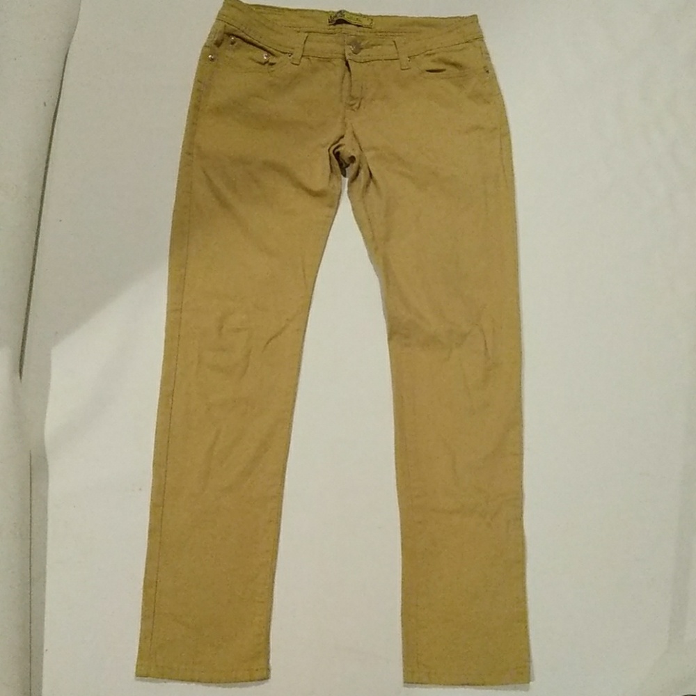 🍐 "Pear"fect skinny leg jeans